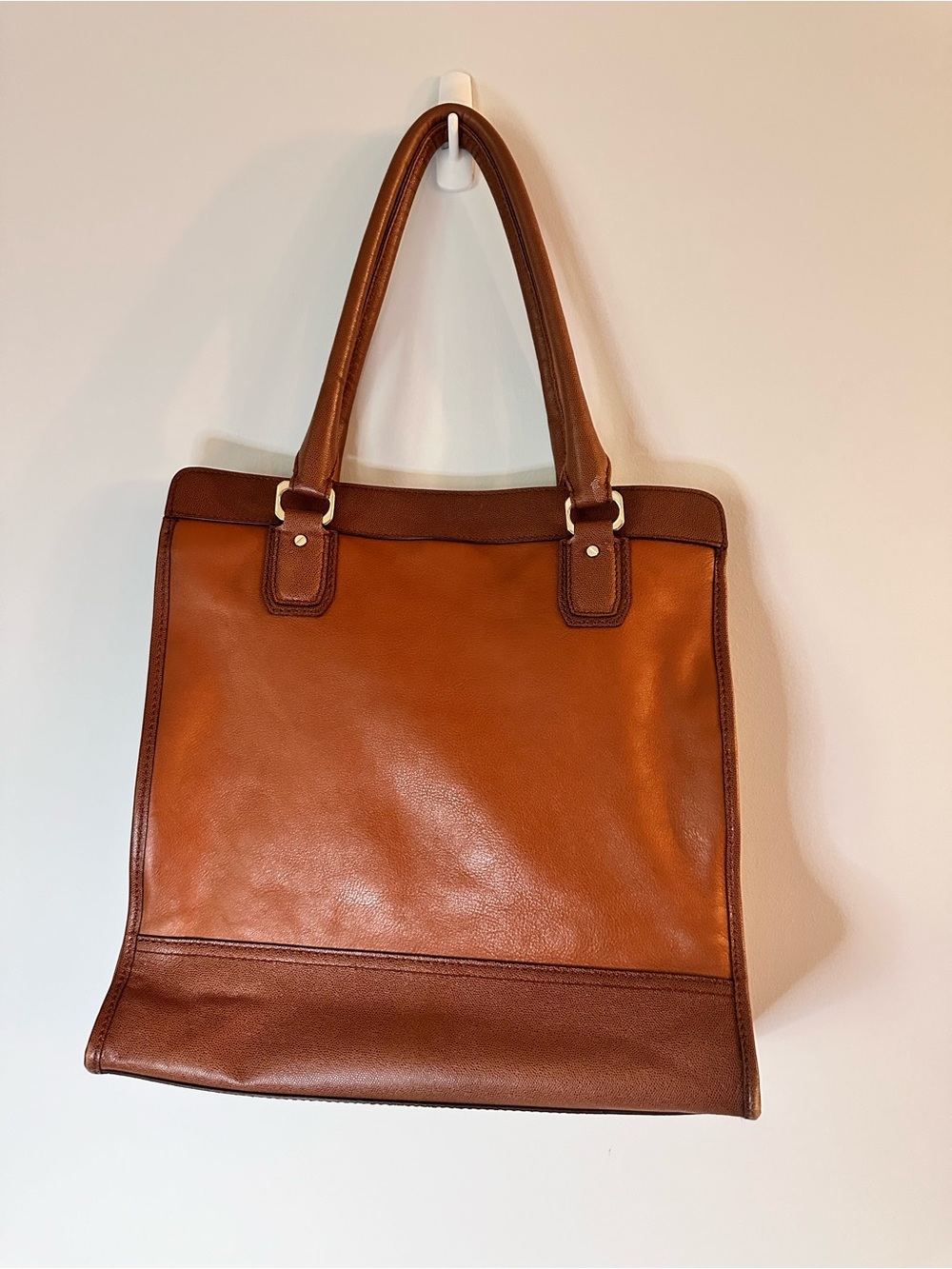Cole Haan Designer Leather Tote Bag in Cognac - Picture 13 of 16